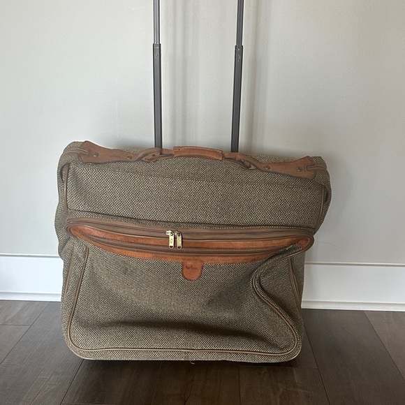 Hartmann Other - Vintage Hartmann Rolling Garment Bag with Leather Trim